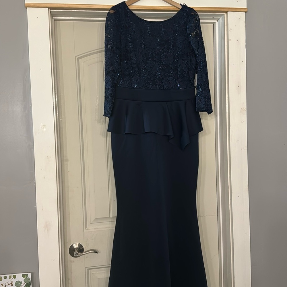 Jessica Howard Blue Lace Bodice Peplum 3/4 Sleeve Formal Evening Dress
